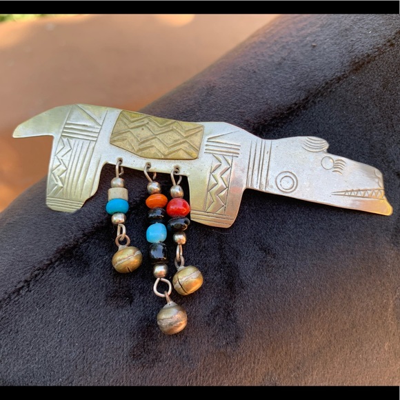 Vintage Metal Dog Pin Made in Thailand Beaded Brooch Stamped Metal Unique - Picture 3 of 6